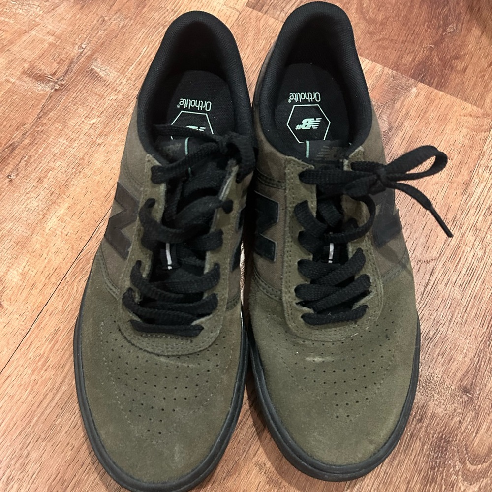 New balance shoes